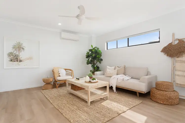 2/26 Canning Crescent, Nirimba QLD 4551