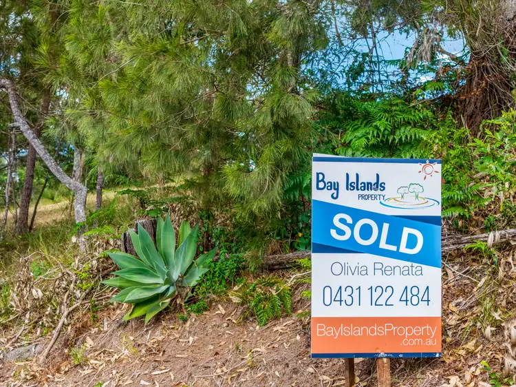 16 Island View Road, Russell Island QLD 4184