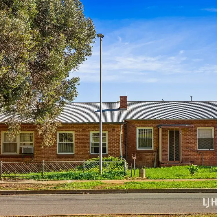 3 and 5 Filsoll Street, Elizabeth Downs SA 5113