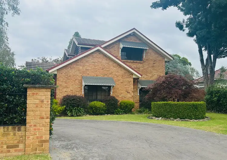 19 Ascot Road