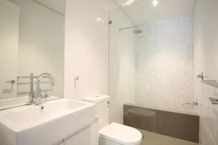 Fifth view of Homely apartment listing, 2/16 Glen Avenue, Randwick NSW 2031
