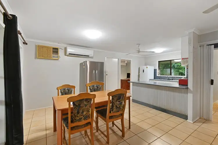 Fifth view of Homely house listing, 7 HIGHVIEW PLACE, Belvedere QLD 4860