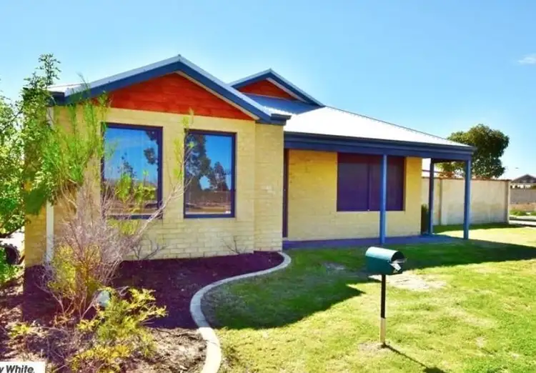 2 Coniston Drive, Ellenbrook WA 6069