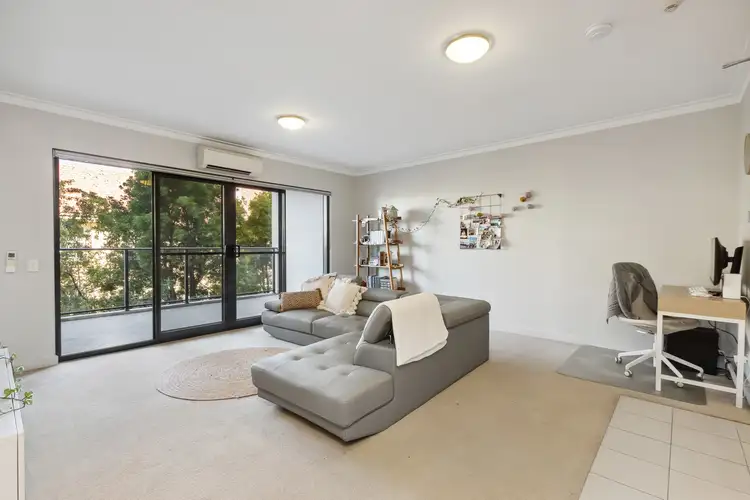 Fourth view of Homely apartment listing, 22/33 Bronte Street, East Perth WA 6004