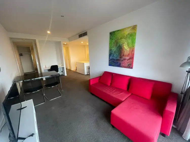 18 Mount Alexander Road