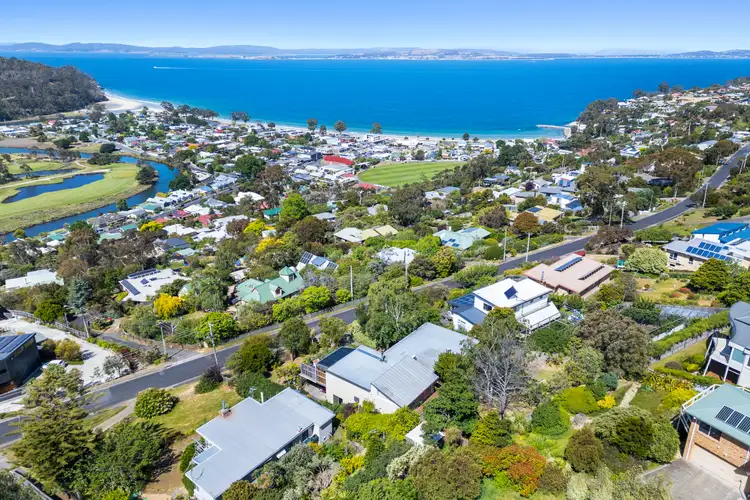 42 Auburn Road, Kingston Beach TAS 7050