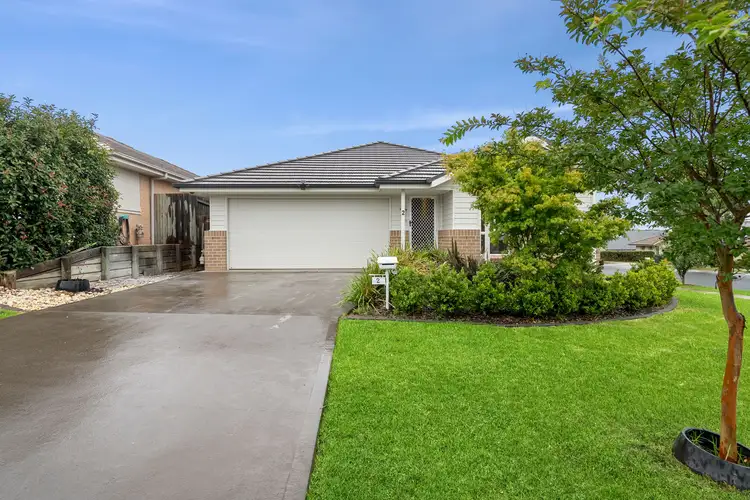 2 McAlroy Place