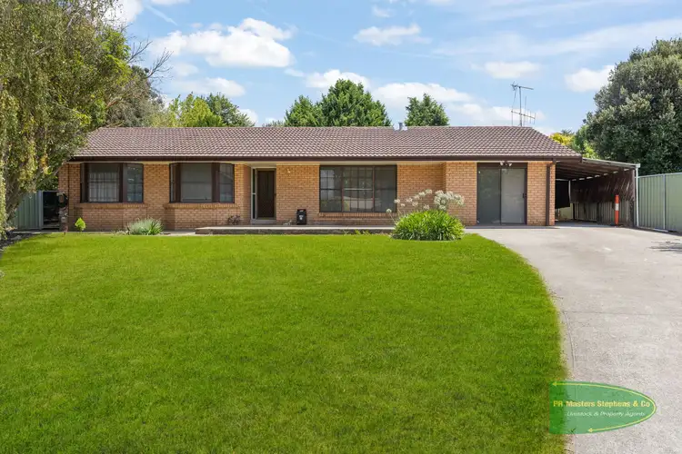 21 Somers Place, Blayney NSW 2799
