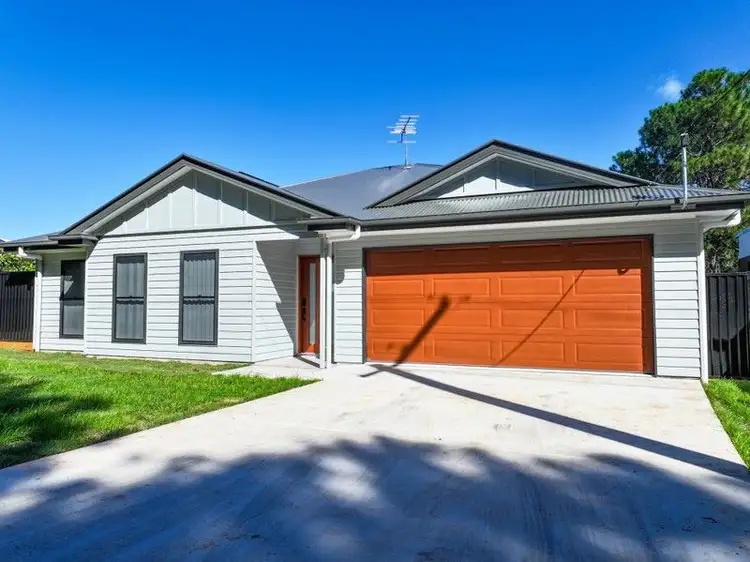 Kings road, Russell Island QLD 4184