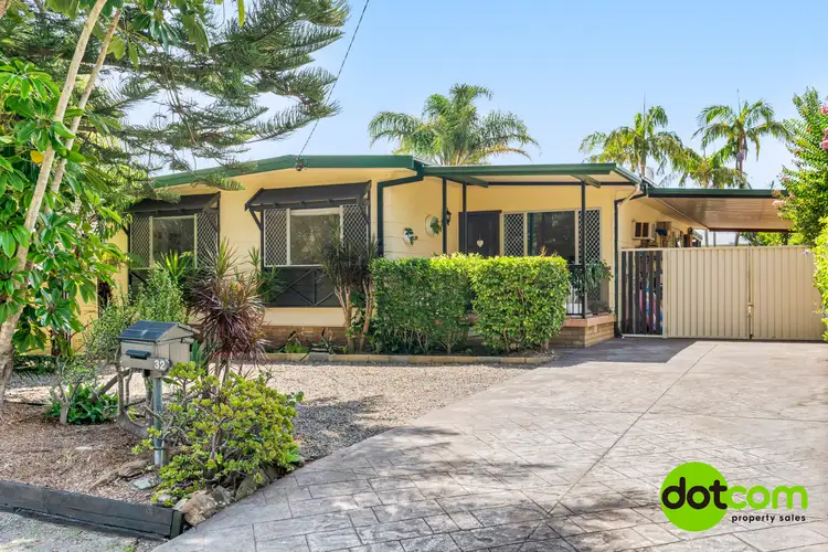 32 Oleander Street
