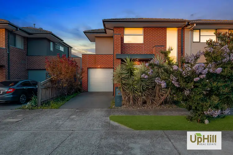 5 Nebo Way, Clyde VIC 3978