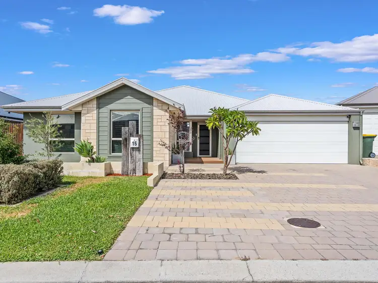 15 Tully Parade, Ellenbrook WA 6069