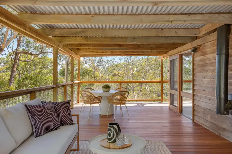 122 Sheoak Road, Crafers West SA 5152