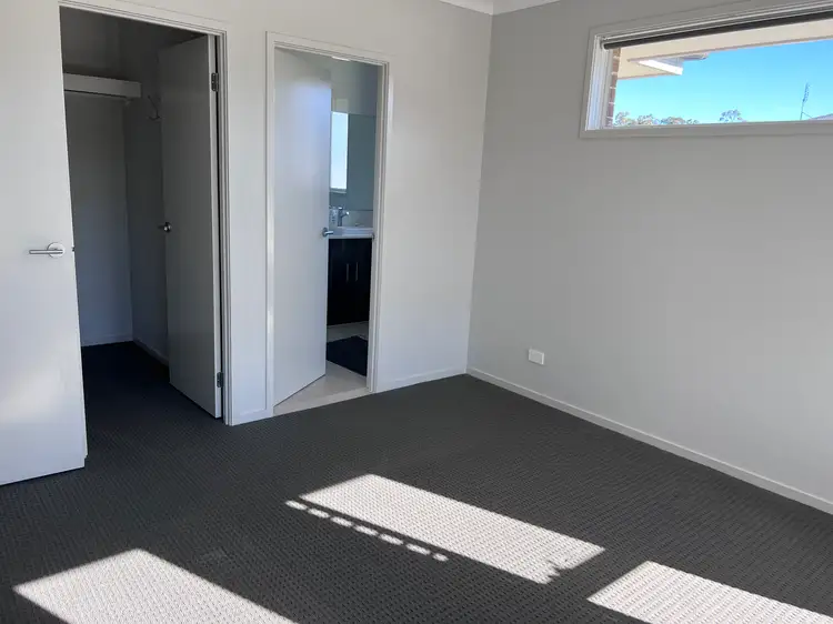 Third view of Homely house listing, 8 Clinton Way, Hamlyn Terrace NSW 2259