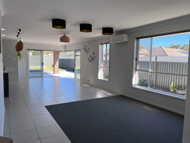 Fourth view of Homely house listing, 8 Clinton Way, Hamlyn Terrace NSW 2259