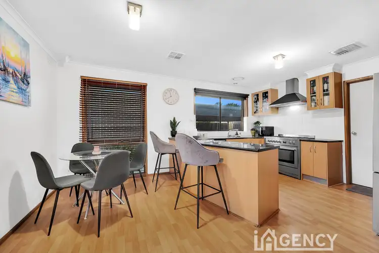 Sixth view of Homely unit listing, 1/58 Girvan Circuit, Endeavour Hills VIC 3802