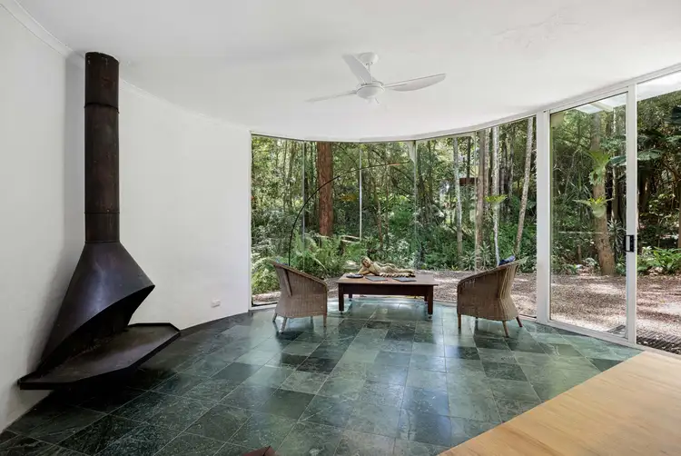 10 Andreasens Road