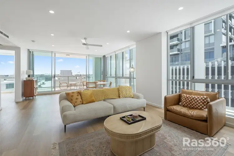 707/1 Como Crescent, Southport QLD 4215