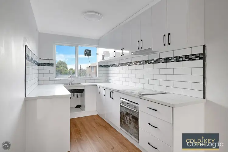16 Eldridge Street