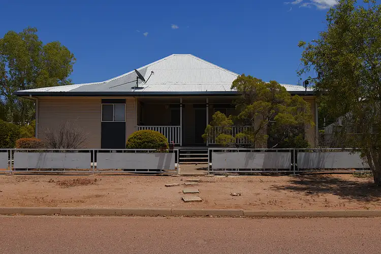 99 CRANE STREET, Longreach QLD 4730