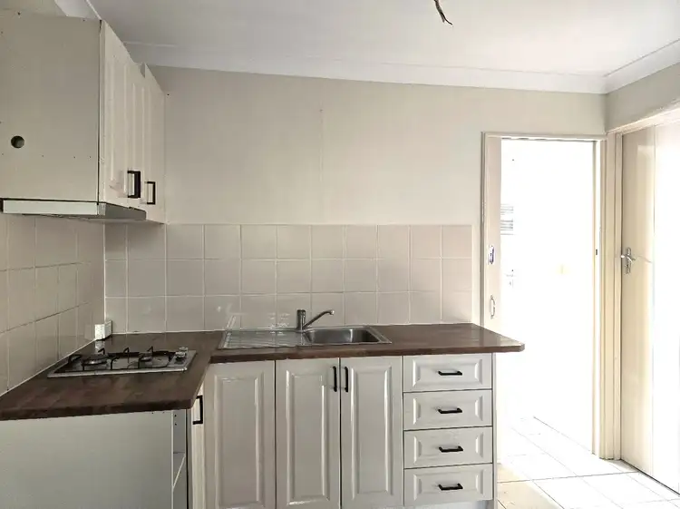 Second view of Homely unit listing, 2/652 Waterworks Road, Ashgrove QLD 4060