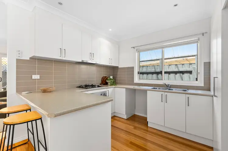 Second view of Homely unit listing, 32 Park Drive, Keilor East VIC 3033