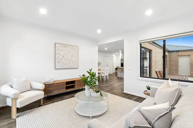16 Rotunno Drive, Charlemont VIC 3217