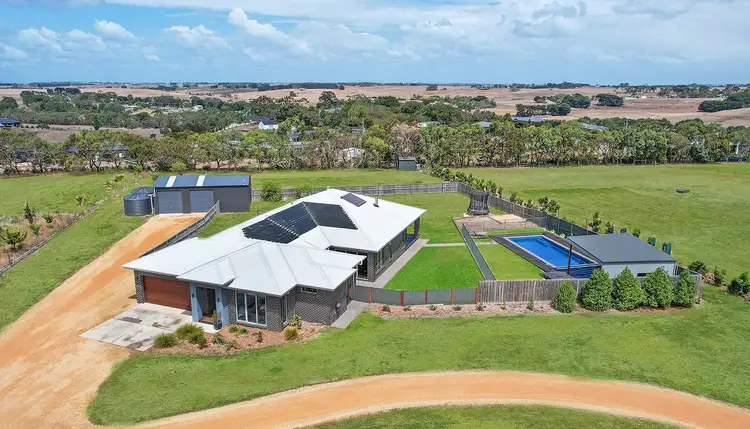 21 Cilmery Crescent, Woodford VIC 3281