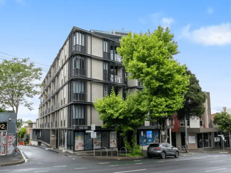 196 St. Kilda Road