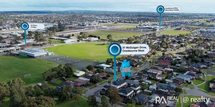 1/21 McGuigan Drive, Cranbourne West VIC 3977
