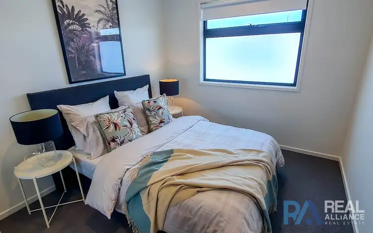 Fourth view of Homely townhouse listing, 33 Battalion Road, Berwick VIC 3806