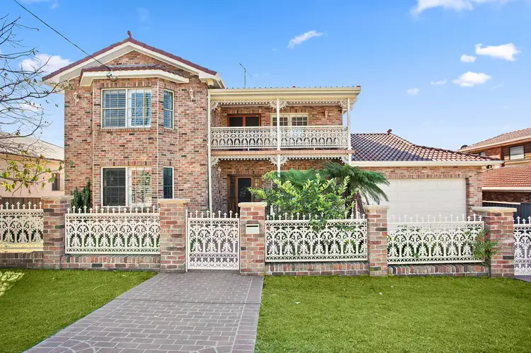 12 Heaslip Street, Coniston NSW 2500
