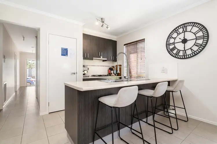 Second view of Homely house listing, 5 KENNA STREET, Wodonga VIC 3690