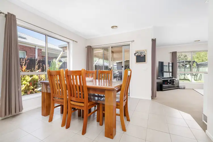 Fourth view of Homely house listing, 5 KENNA STREET, Wodonga VIC 3690