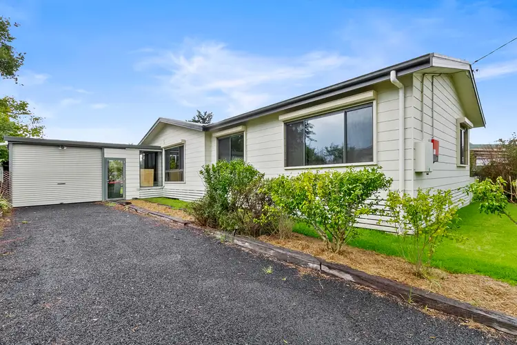 32 Park Street, Uralla NSW 2358