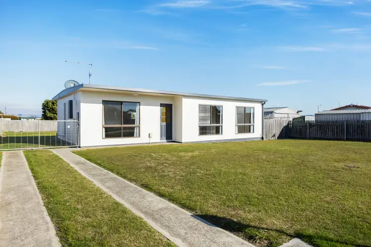 2 Petrie Avenue, George Town TAS 7253