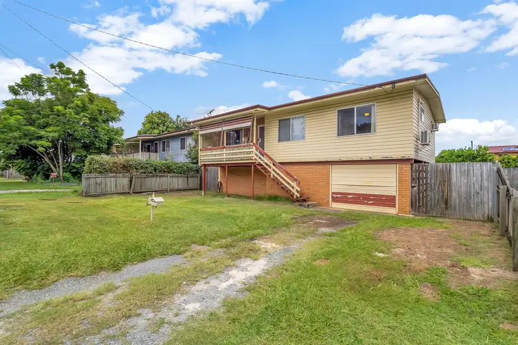 24 BOWEN AVENUE, Albany Creek QLD 4035