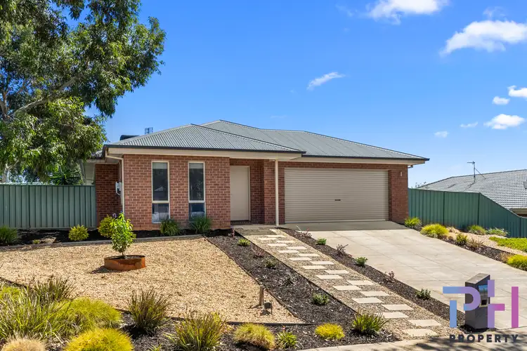 20 Janelle Drive, Maiden Gully VIC 3551