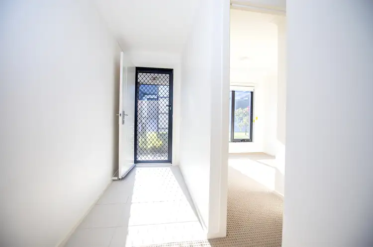 Fourth view of Homely house listing, 26 Expedition Circuit, Pakenham VIC 3810