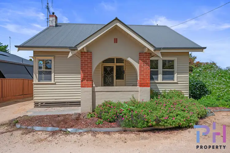 32 Townsend Street, Flora Hill VIC 3550