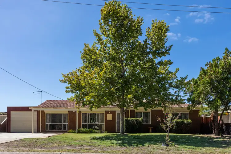 16 Cressida Way, Camillo WA 6111