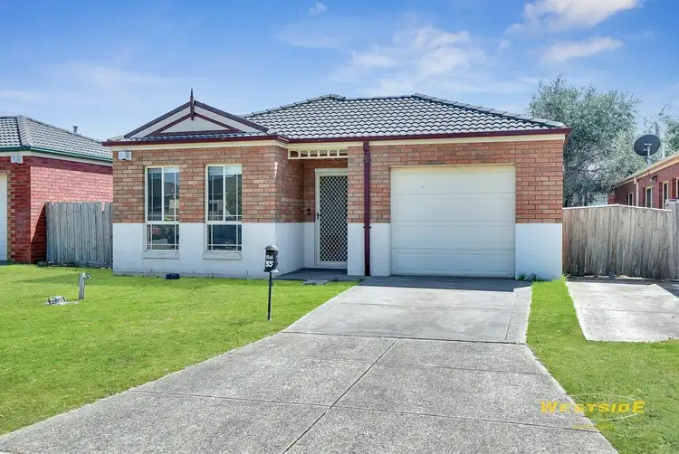 35 Harkaway Avenue, Hoppers Crossing VIC 3029