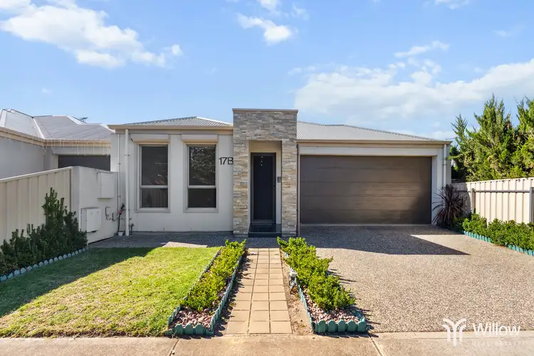 17B Parkhouse Avenue