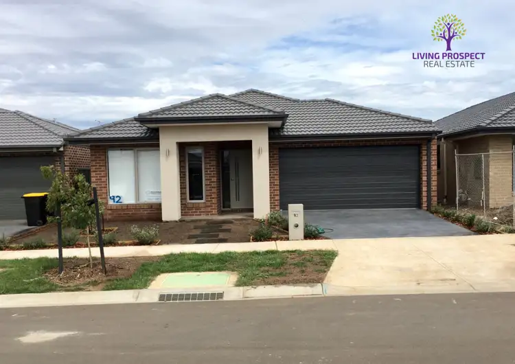 92 Lancers Drive, Harkness VIC 3337
