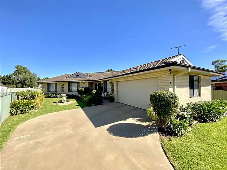 18 Jacaranda Street, Forbes NSW 2871