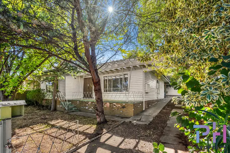 16 Retreat Road, Flora Hill VIC 3550