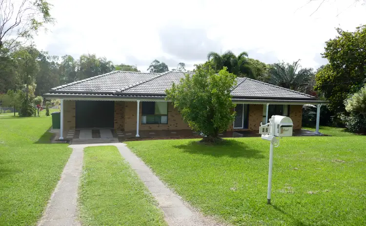 35 Peters Road, Glass House Mountains QLD 4518