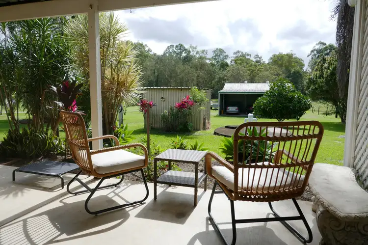 35 Peters Road, Glass House Mountains QLD 4518