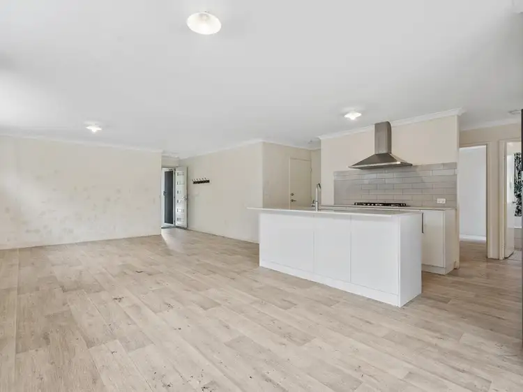 Sixth view of Homely house listing, 2/77 Hermitage Drive, The Vines WA 6069