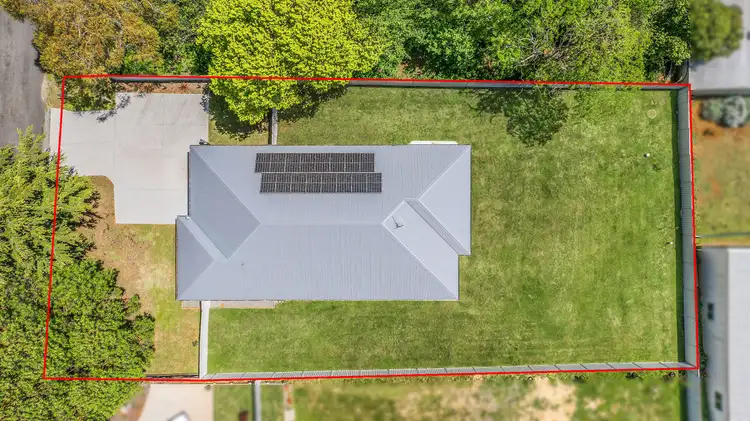 6 Memory Avenue, Crookwell NSW 2583